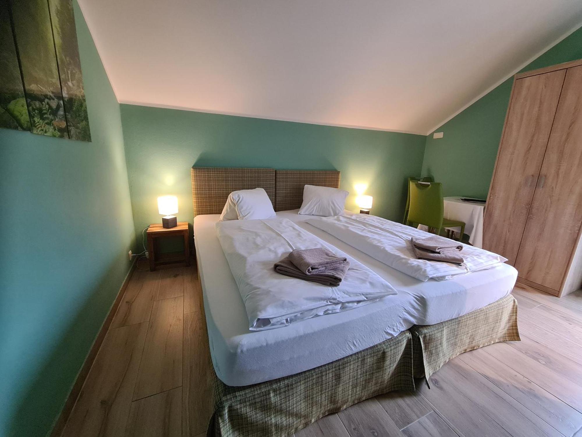 B&B Hallstatt Lake Obertraun Self Check In Bilik gambar