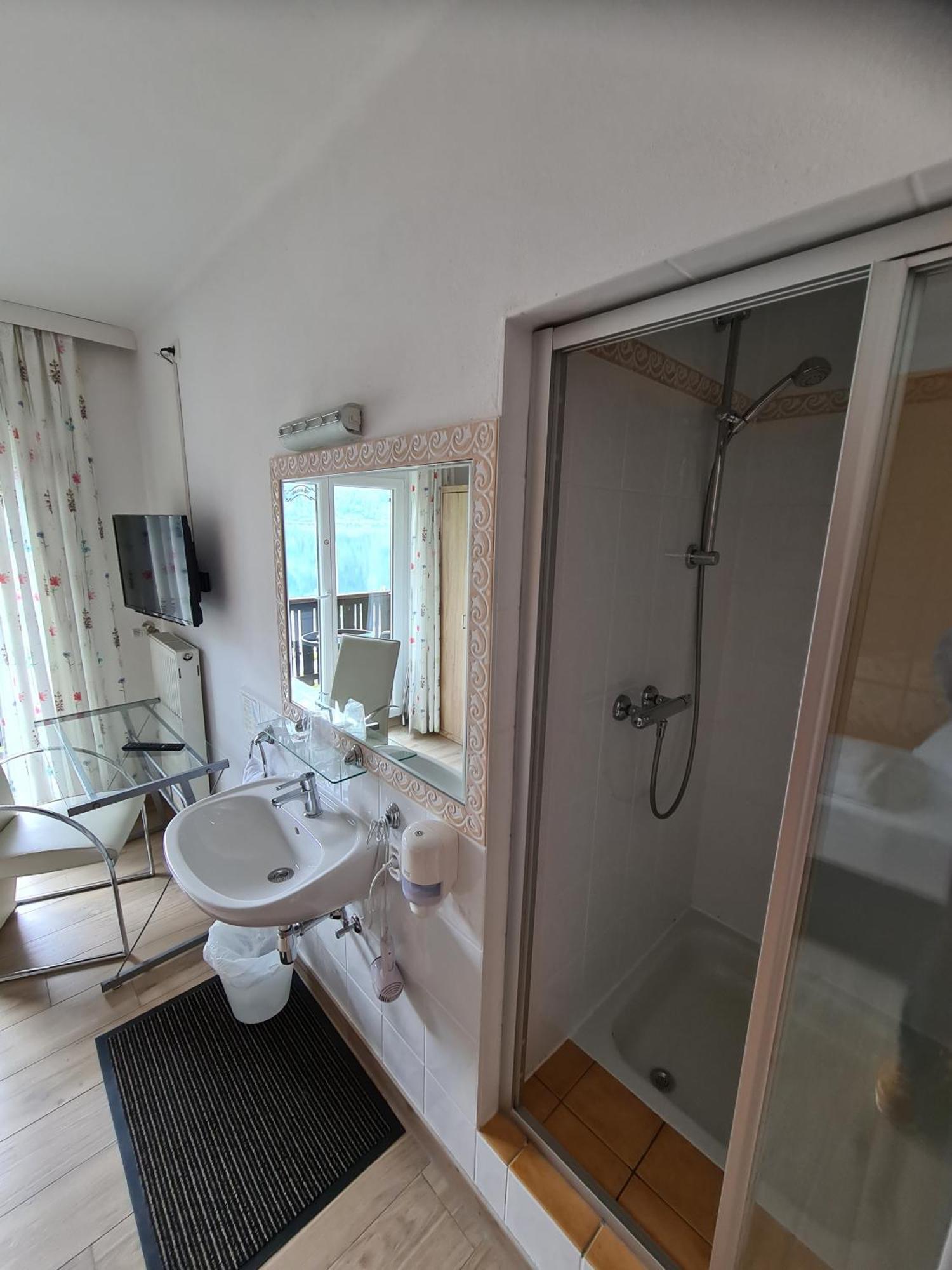 B&B Hallstatt Lake Obertraun Self Check In Luaran gambar